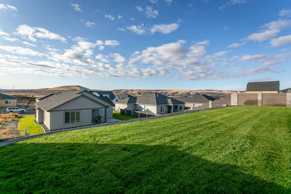 Elevate by Prodigy Homes Inc. - Photo 32