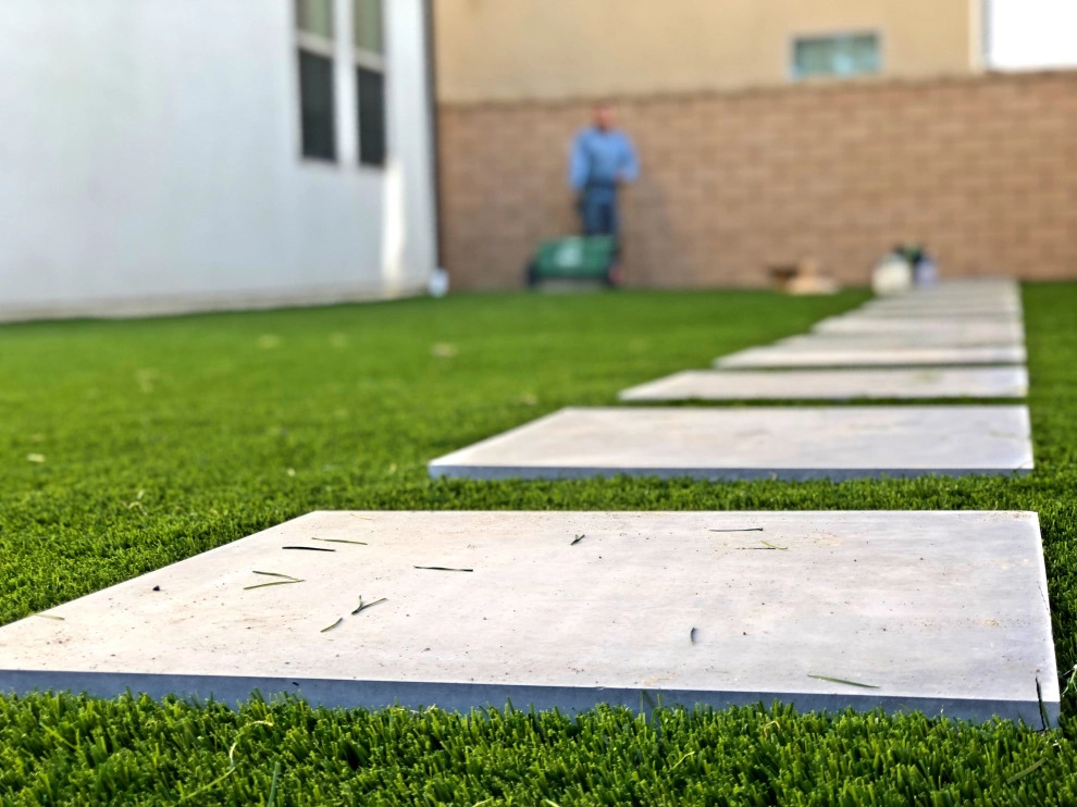 Porcelain and Pavers by Drip DTS Design And Build - Photo 3