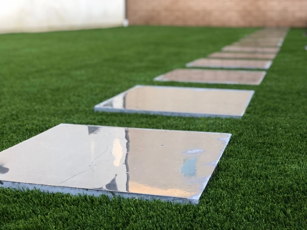 Grass Area by Drip DTS Design And Build - Photo 2