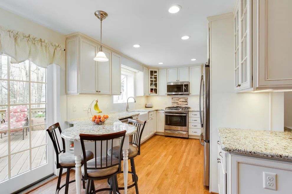 Springfield Traditional Kitchen by Foster Remodeling Solutions, Inc. - Photo 2