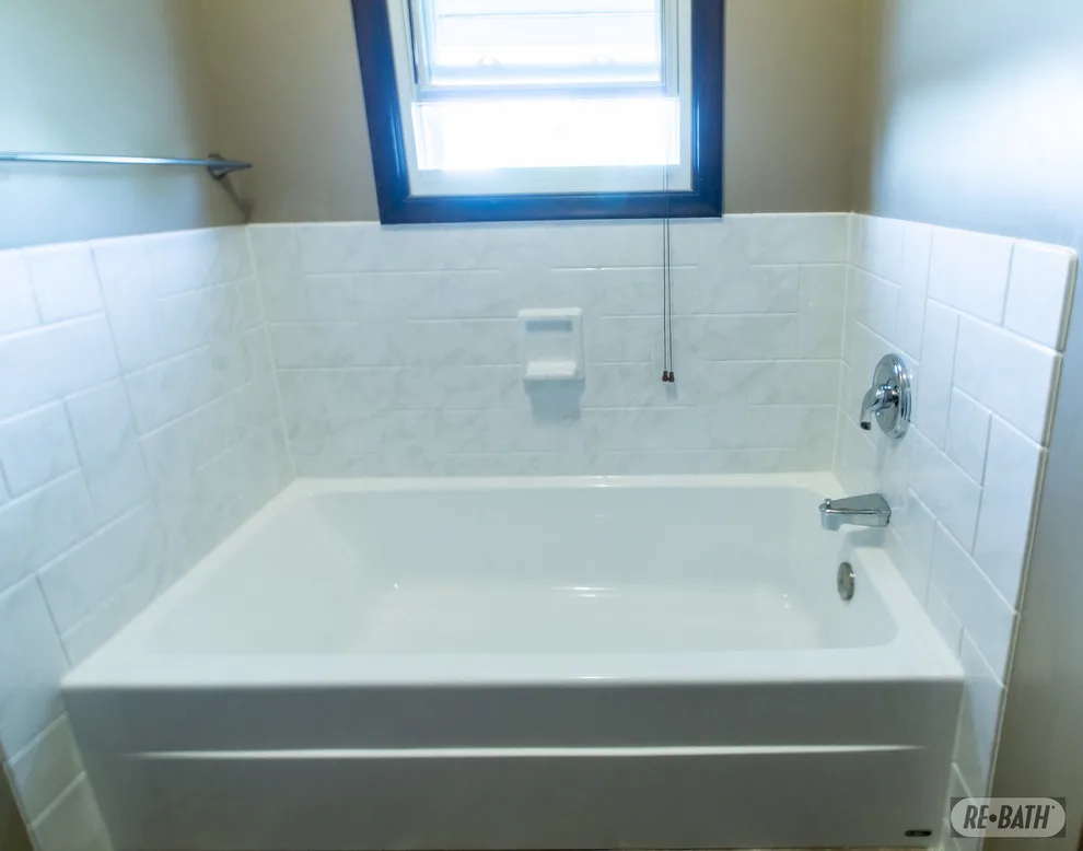 SSP Restroom by Re-Bath Omaha - Photo 3