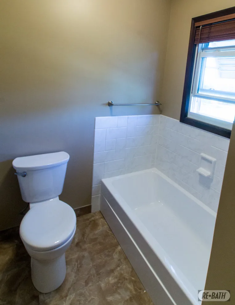 SSP Restroom by Re-Bath Omaha - Photo 2