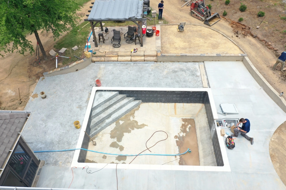 Wilsonville Desjoyaux Pool by DSLD Land Management Company, Inc. - Photo 10
