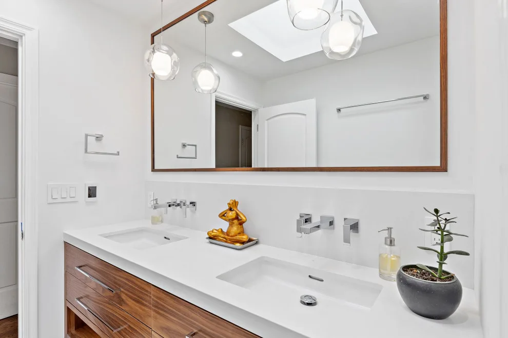 Stuart Street Restroom by A2Z Builders - Photo 15