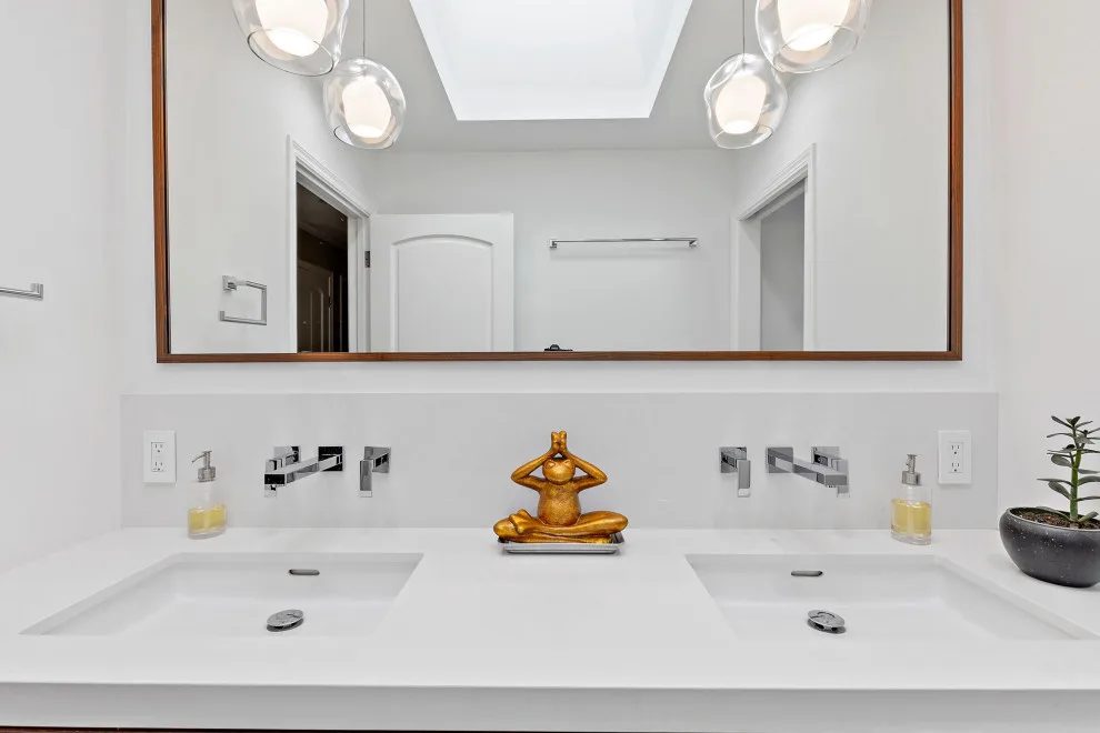 Stuart Street Restroom by A2Z Builders - Photo 4
