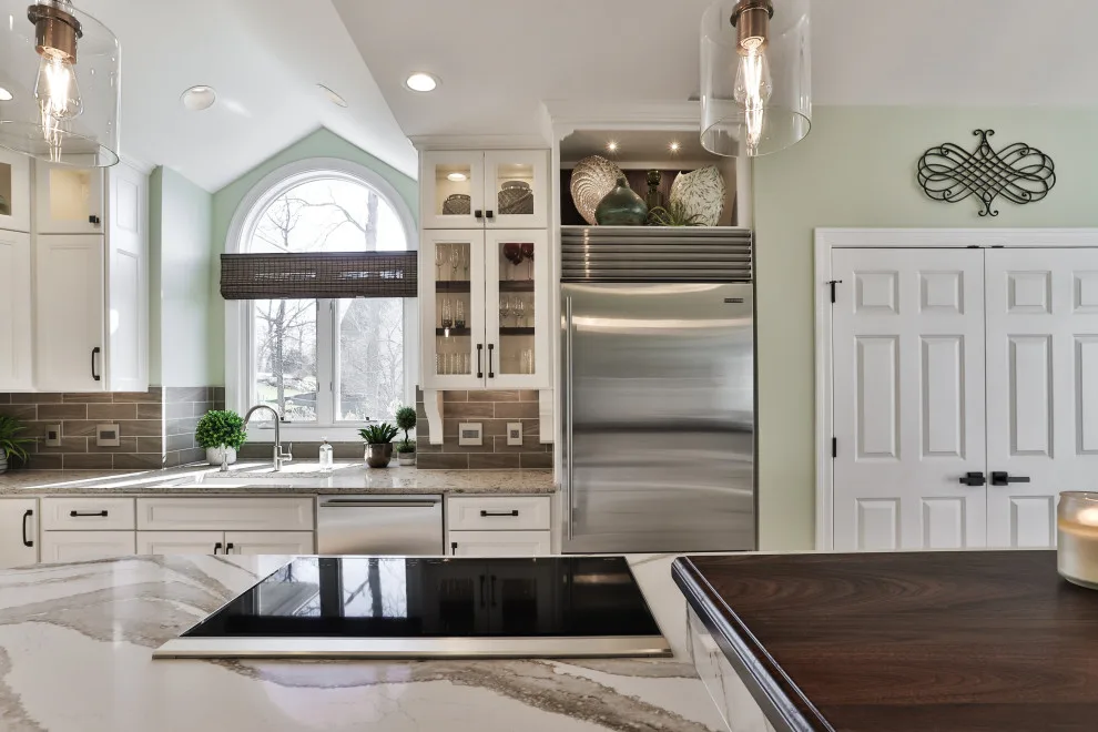 Impressive Open Kitchen by Callier & Thompson Kitchens, Baths And Appliances - Photo 9
