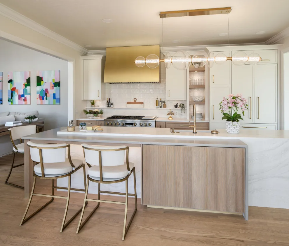 Elegant Transitional Kitchen Renovation in Oak Tree, Edmond by Edmond Kitchen & Bath LLC - Photo 9