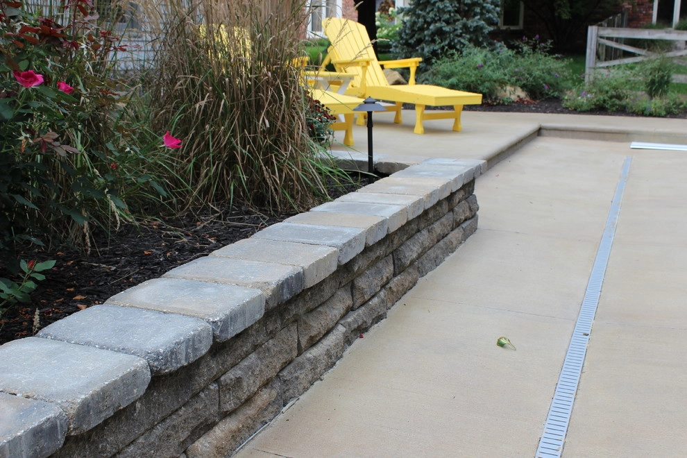 Backyard Resort for Friends and Family by Eagleson Landscape Co. - Photo 4