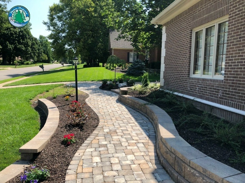 Neat and Clean Landscape Design by Eagleson Landscape Co. - Photo 2
