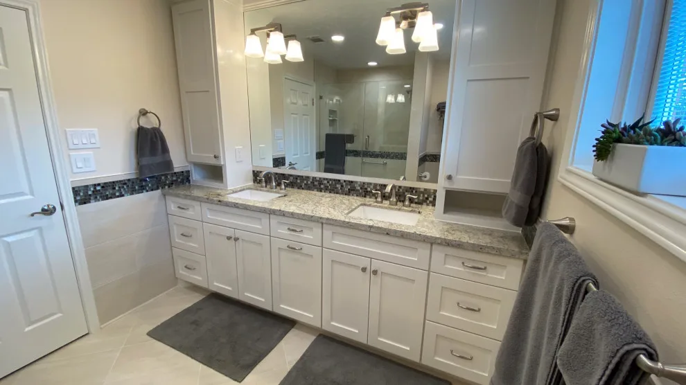 Sugar Land Visitor Bathroom by Vick Construction & Remodeling - Photo 3