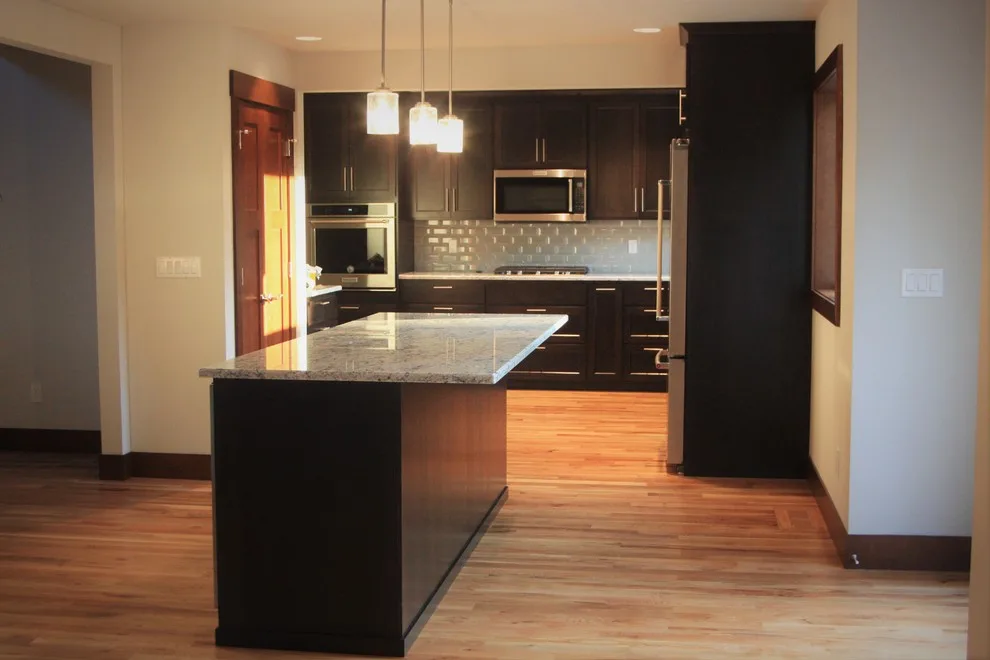 Sumner Comprehensive Home Renovation by Sweatman-Young, Inc. - Photo 10