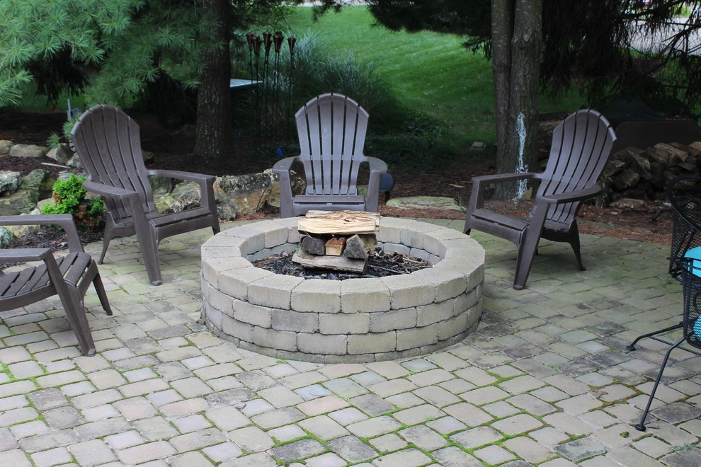 Backyard Resort for Friends and Family by Eagleson Landscape Co. - Photo 2