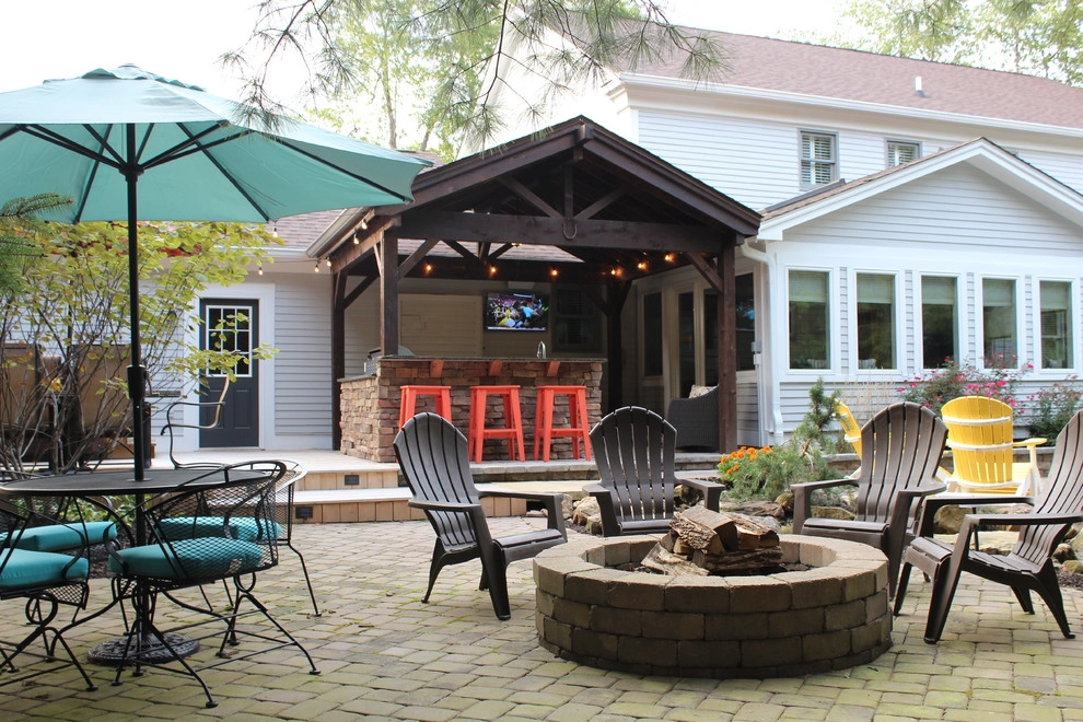 Backyard Resort for Friends and Family by Eagleson Landscape Co. - Photo 5