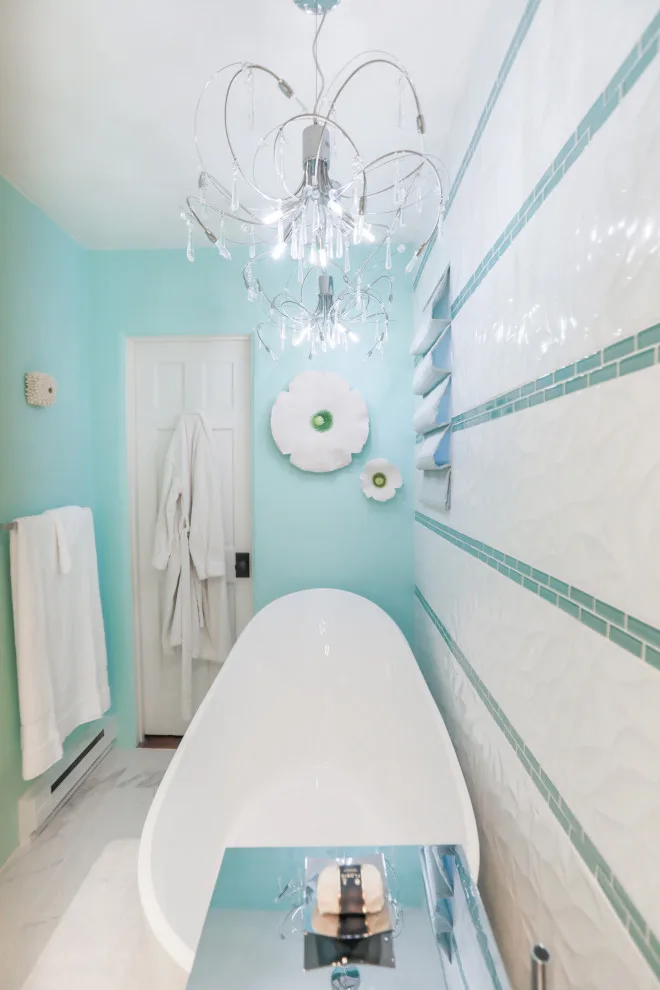 Suzanne's Kitchen and Bathroom Renovation by Poulin Design Center - Photo 38