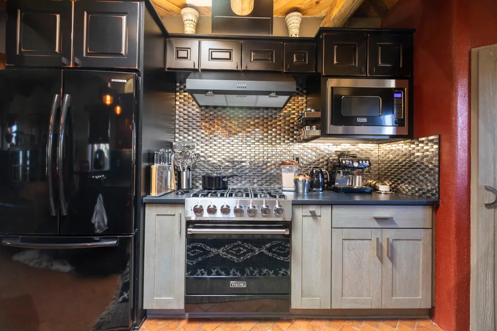 Suzanne's Kitchen and Bathroom Renovation by Poulin Design Center - Photo 36