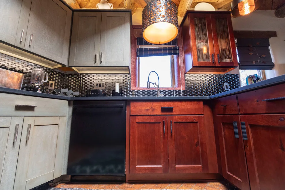 Suzanne's Kitchen and Bathroom Renovation by Poulin Design Center - Photo 10