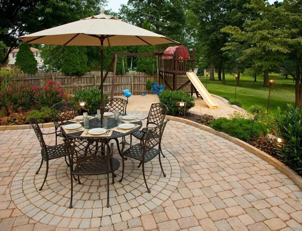 Denver, PA Project 2 by Earth, Turf, & Wood, Inc. - Photo 13