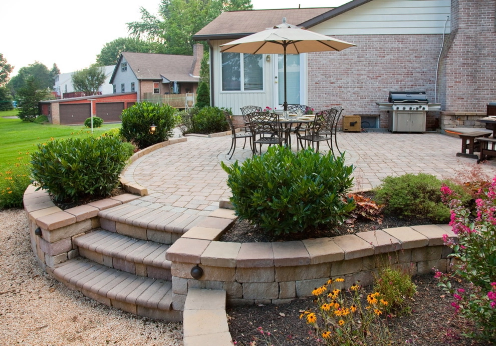 Earth, Turf, & Wood, Inc. - Photo 2