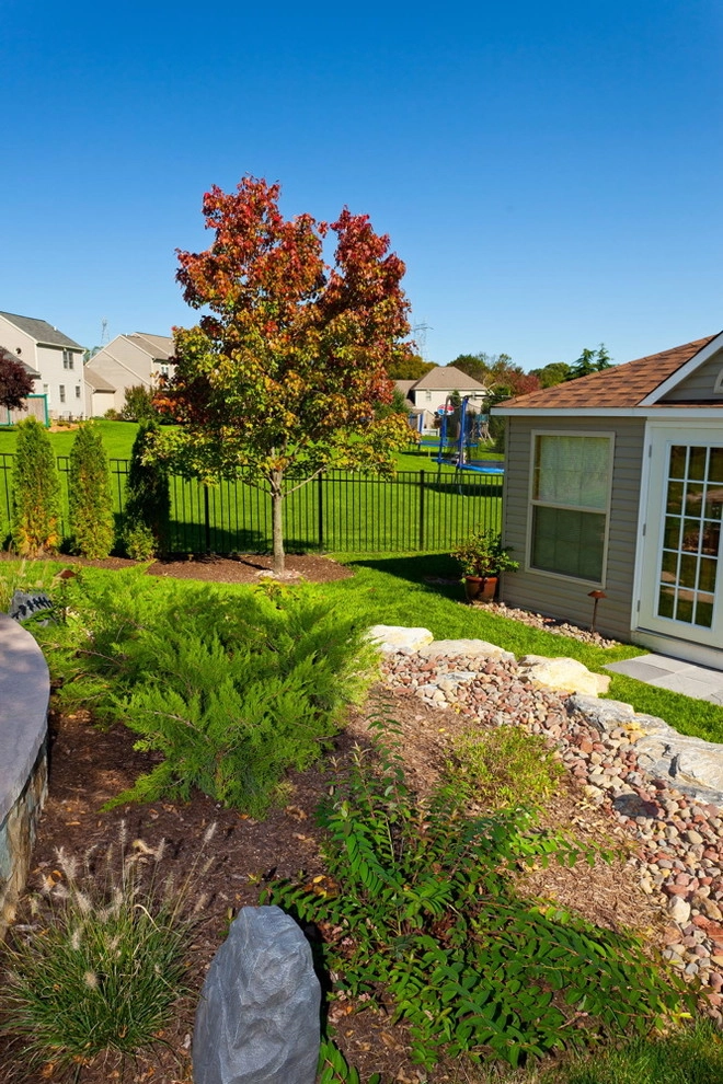 Lititz, PA Project by Earth, Turf, & Wood, Inc. - Photo 8