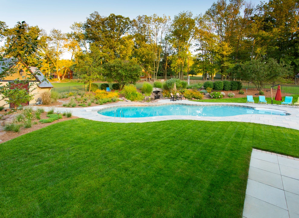 Denver, PA Project by Earth, Turf, & Wood, Inc. - Photo 7