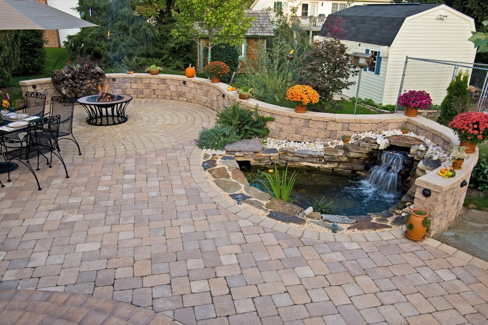 Denver, PA Project 3 by Earth, Turf, & Wood, Inc. - Photo 4