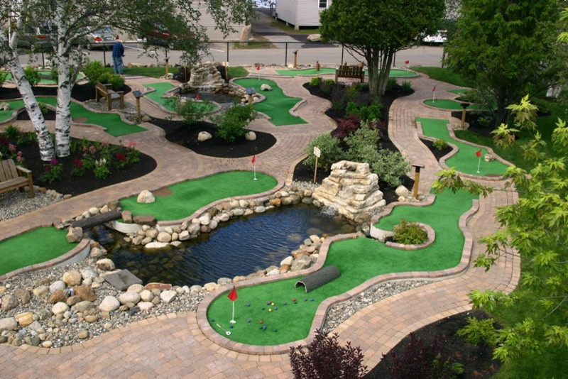 Miniature Golf Course by Earth, Turf, & Wood, Inc. - Photo 2