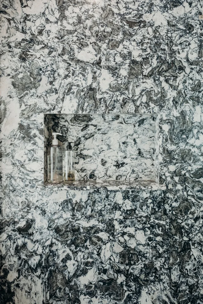 Bespoke Quartz Bathroom Renovation - Spring, TX by Analog HTX - Photo 6