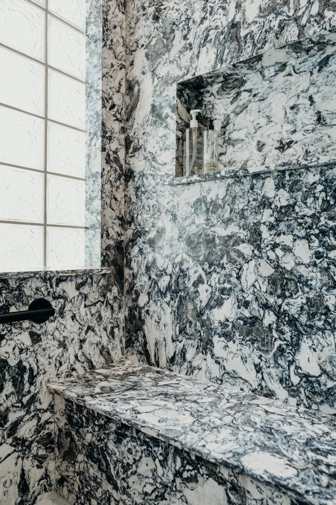 Bespoke Quartz Bathroom Renovation - Spring, TX by Analog HTX - Photo 2