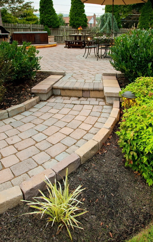 Denver, PA Project 2 by Earth, Turf, & Wood, Inc. - Photo 4