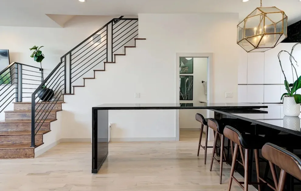 Avant Modern Cabinets - Photo 13