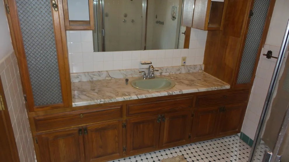 The Elegant Marble Shower Space by The House Dr - Photo 5