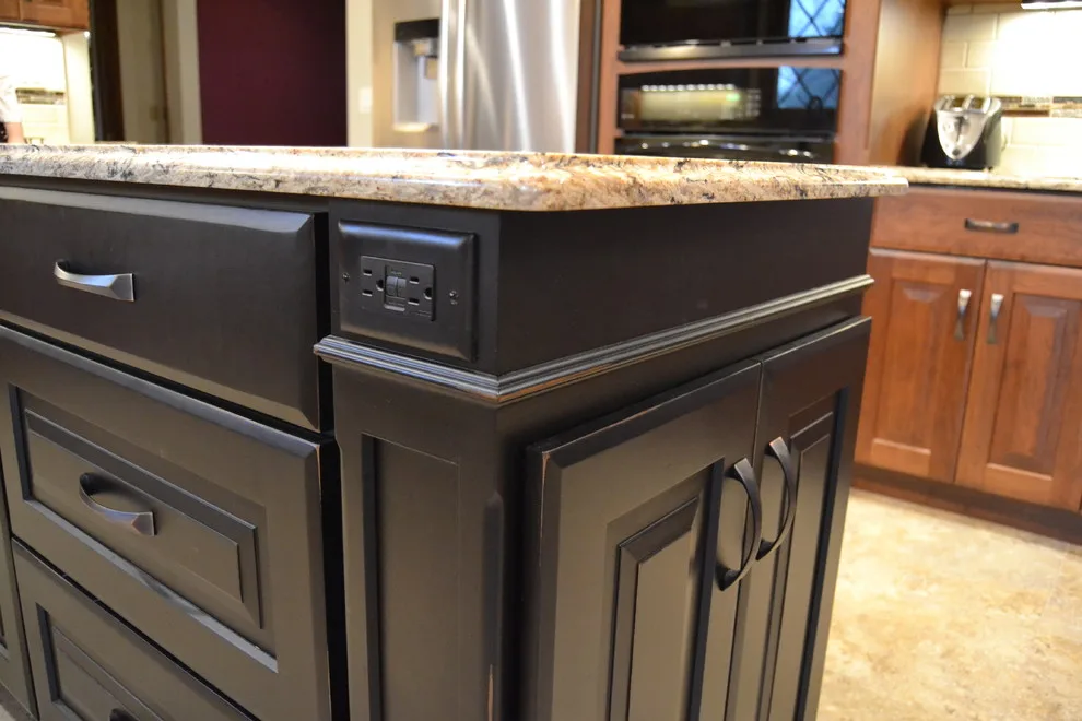 Enduring Heritage by Lincoln Cabinet - Photo 12