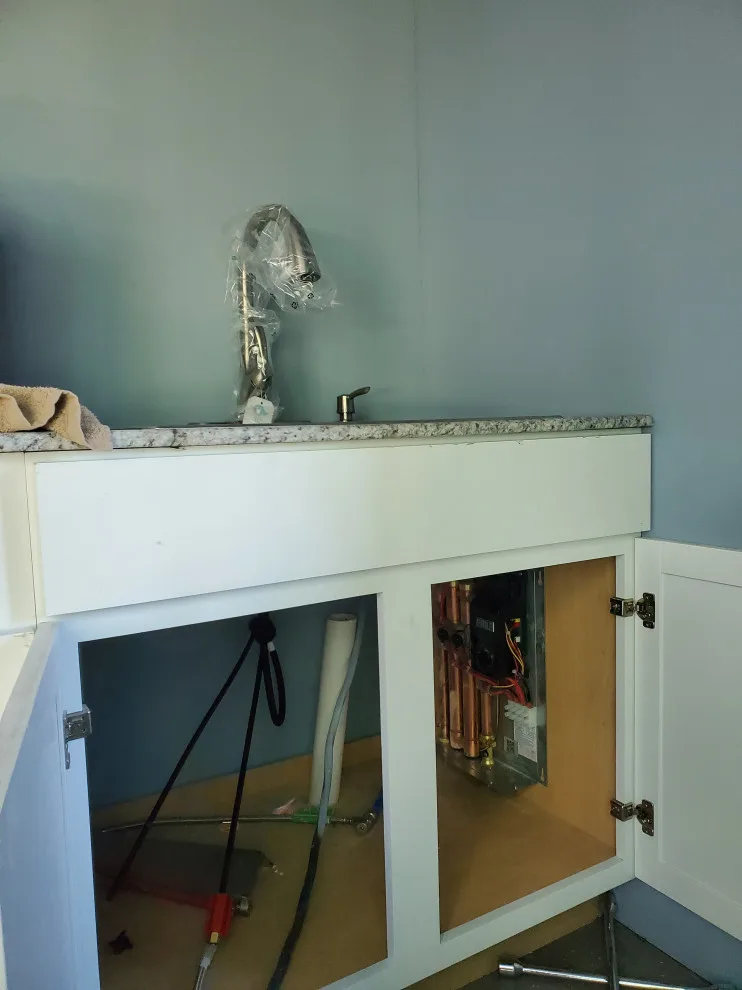 Veteran Renovation And Construction - Photo 3