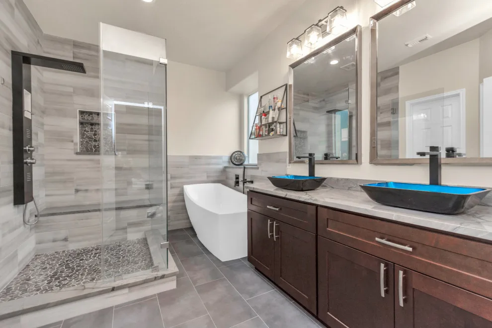 Tomball Main Bathroom by Big City Construction Co - Photo 14