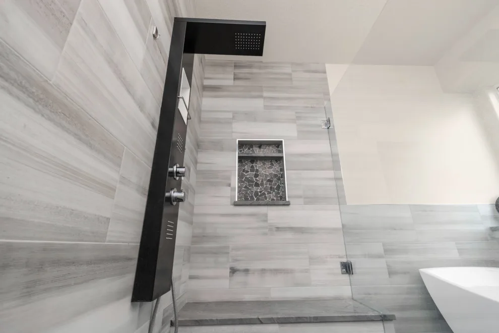 Tomball Main Bathroom by Big City Construction Co - Photo 16