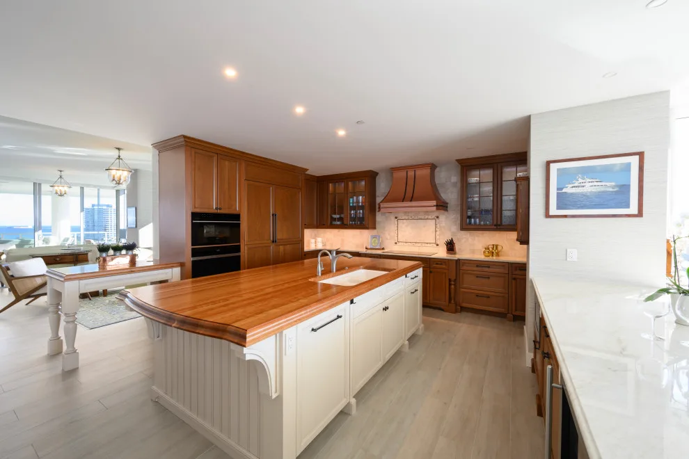 Classic Kitchen and Outdoor Cooking Area by Allied Kitchen, Bath, Home And Outdoor Living - Photo 7