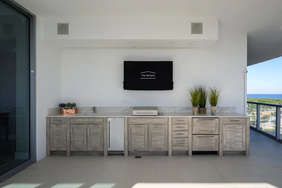 Classic Kitchen and Outdoor Cooking Area by Allied Kitchen, Bath, Home And Outdoor Living - Photo 10