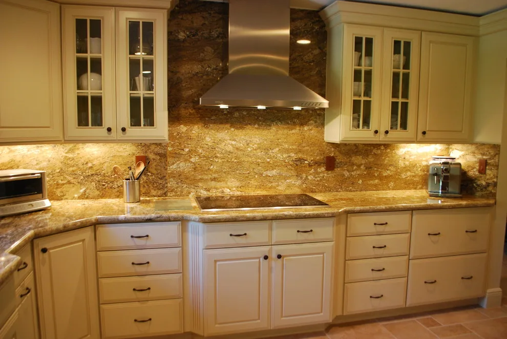 Classic Kitchen in Hammock Oaks Coral Gables by Eleet Fine American Cabinetry - Photo 8