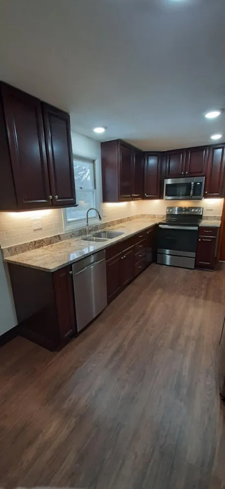 Classic Kitchen Renovation by Country Gentlemen Kitchen & Bathroom Remodeling - Photo 6