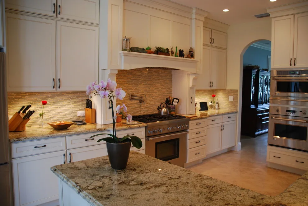Classic Kitchen with Range Hood by Eleet Fine American Cabinetry - Photo 12