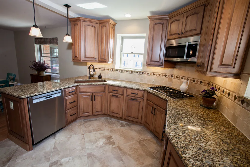 Classic Maple Kitchen by Callier & Thompson Kitchens, Baths And Appliances - Photo 4