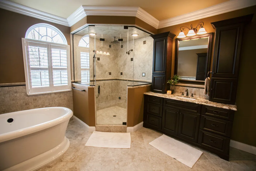 Classic Master Bathroom by Callier & Thompson Kitchens, Baths And Appliances - Photo 3