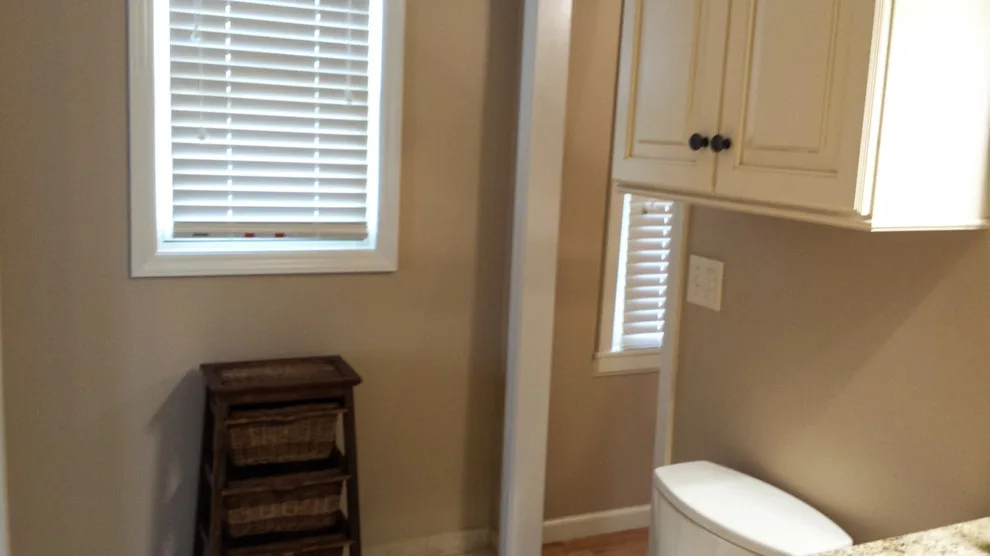 Classic Master Bathroom by Persona Kitchen & Bath Solutions, LLC - Photo 4