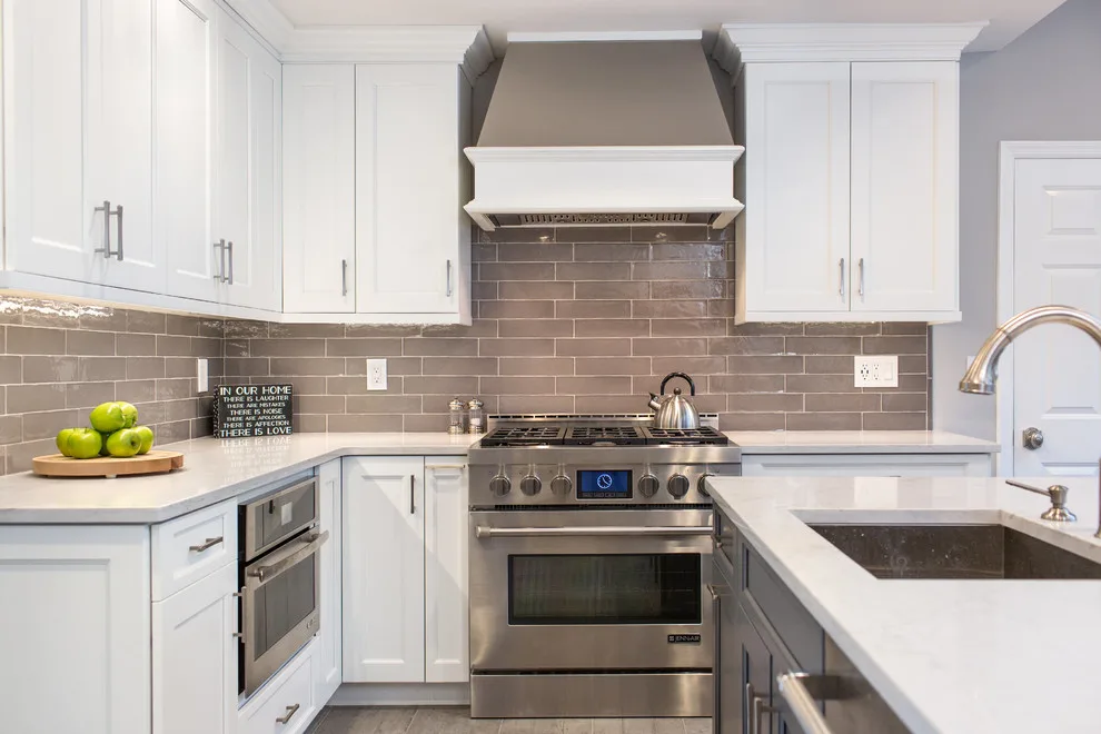 Contrasting Transitional Kitchen by Robinwood Kitchens - Photo 11