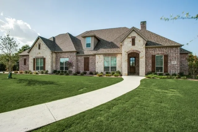 Transitional Rural Residence by DFW Improved - Photo 11