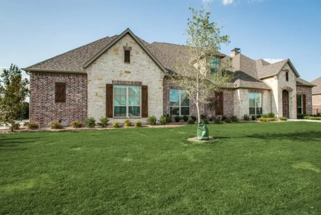 Transitional Rural Residence by DFW Improved - Photo 3