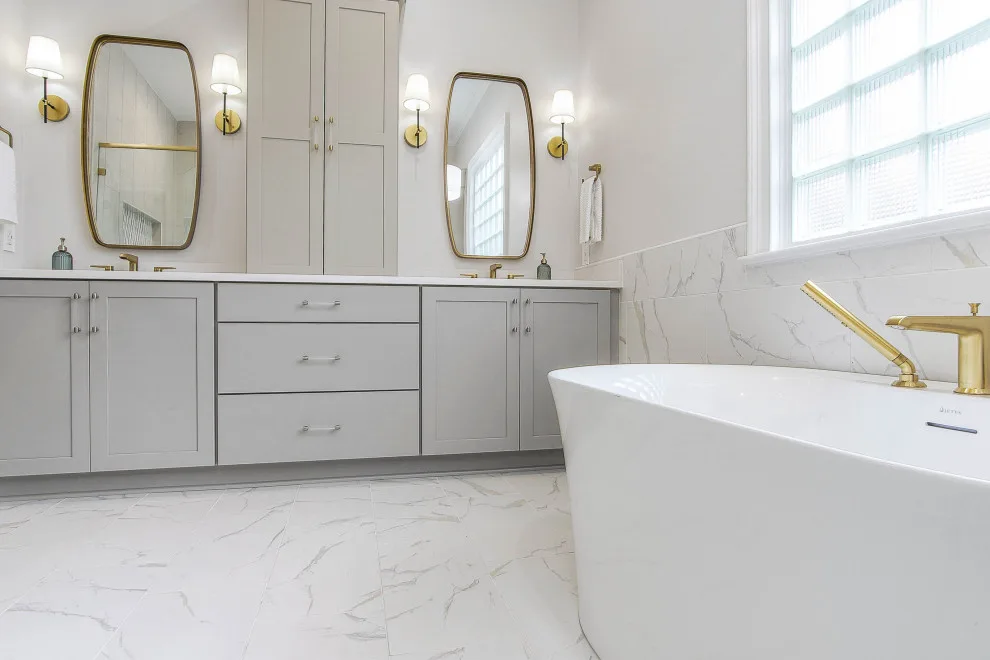 Trenholm Main Bathroom by Capital Kitchen & Bath - Photo 9