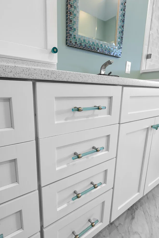 Restroom 1 (Tru Cabinetry) by Kitchens, Baths & Beyond - Photo 4