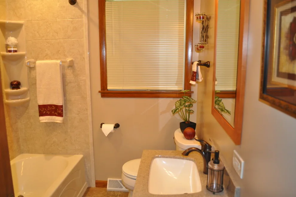 Bathtub and complete bathroom renovation by Luxury Bath Remodeling - Photo 4