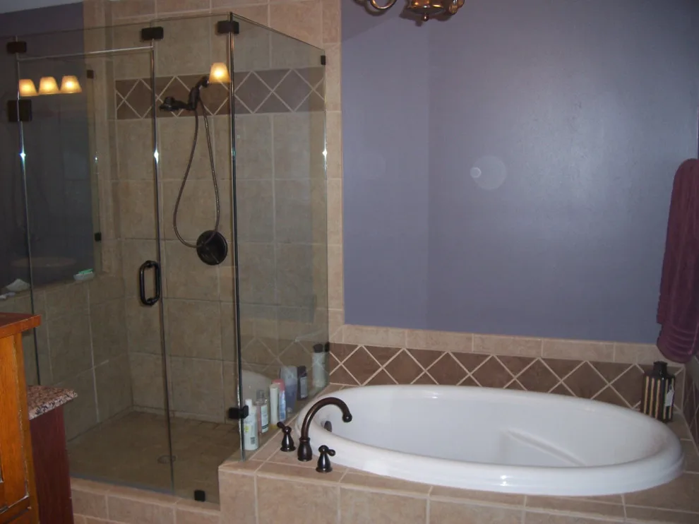 Casey-Turner Restroom by Servant Remodeling - Photo 2